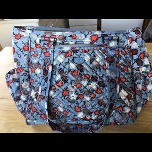 Lug Cabby in Blossom (Discontinued)